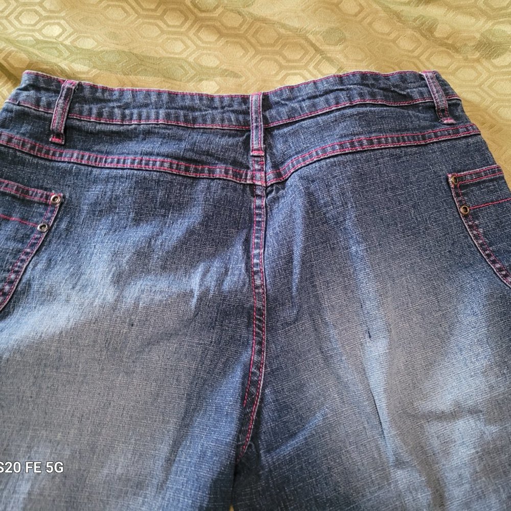 Capri Jean - Picture 4 of 4